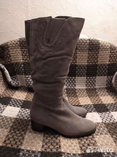 Зимние женские сапоги 37