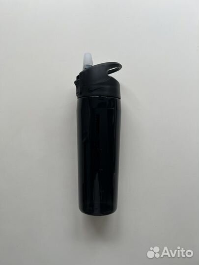 Бутылка «Nike Hypercharge» (24 oz/710 ml, unisex)