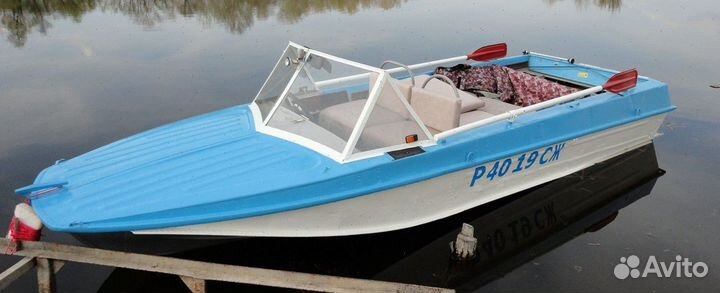 Ветровое стекло на катер