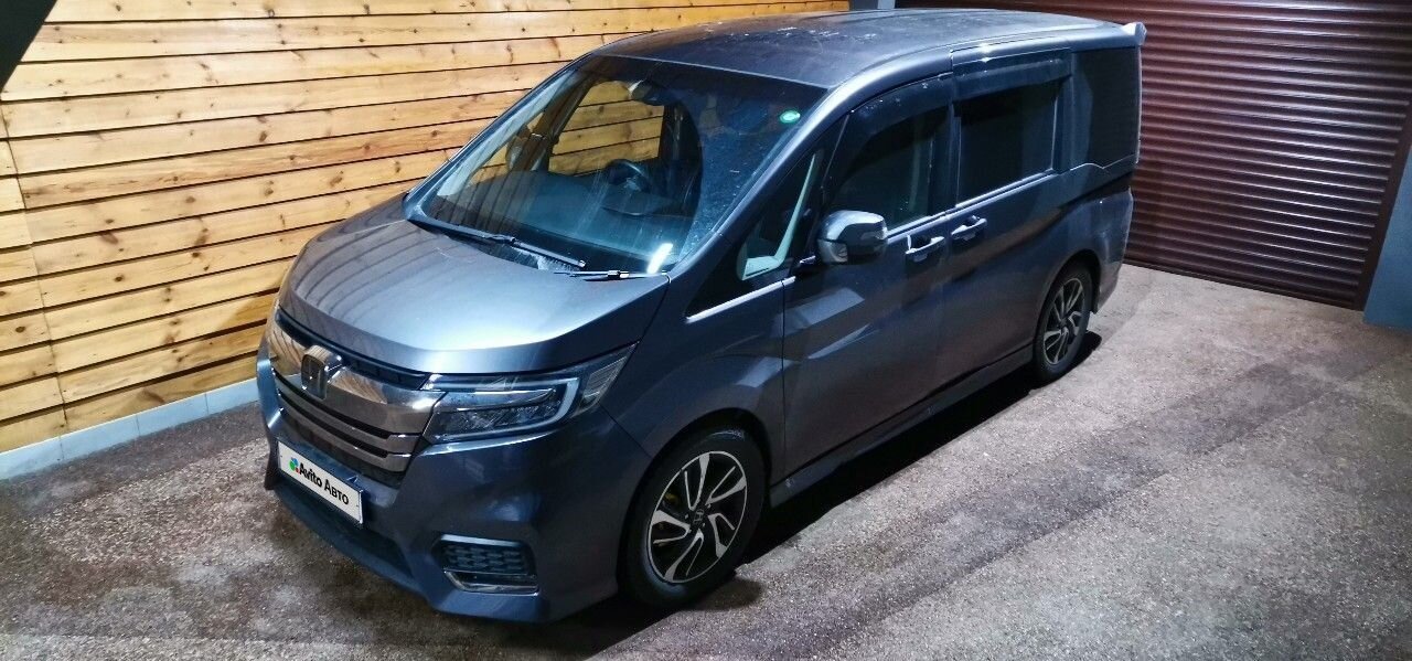 Honda Stepwgn: фото владельца