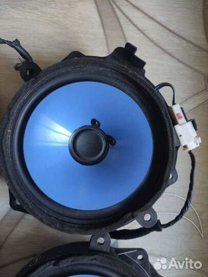 Штатные динамики Kia Sportage 2 (комплект)