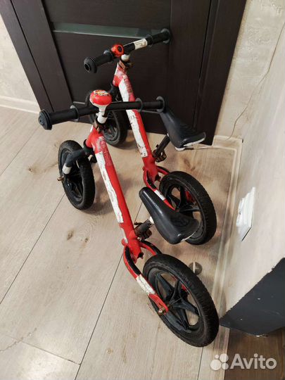 Беговел strider 12 classic 2 штуки для близнецов