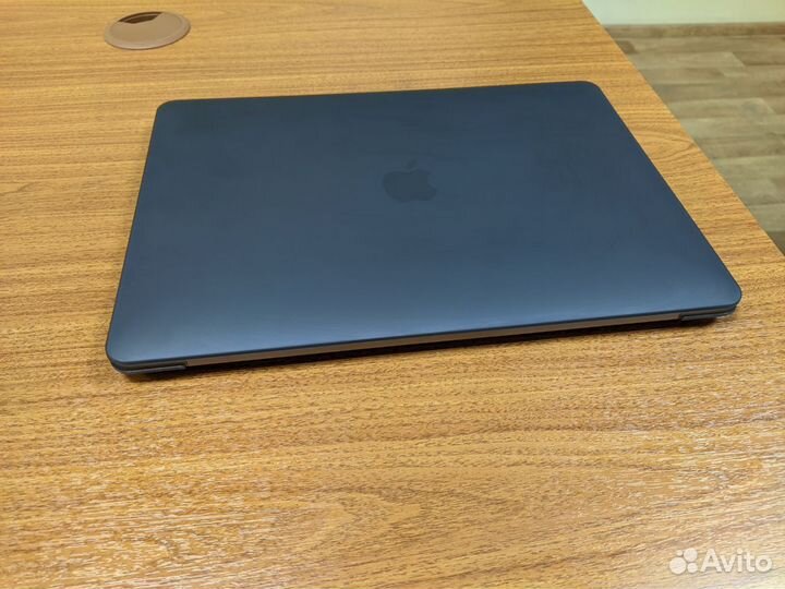 MacBook Pro M1 13 512Gb Ростест на гарантии