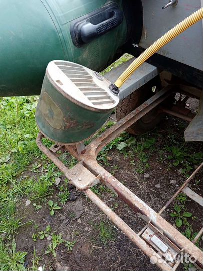 Продам лодку гольфстрим 365