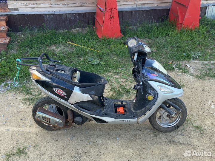 Скутер tornado ft 50 qt
