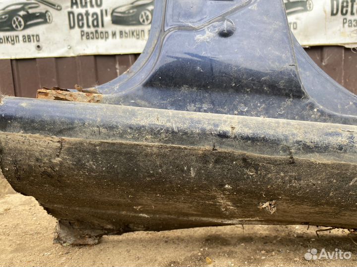 Центральная стойка правая audi a4 b5