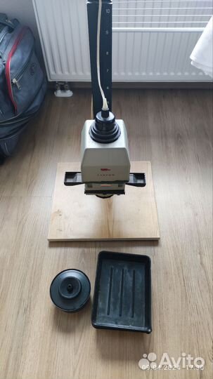 Фотоувеличитель таврия