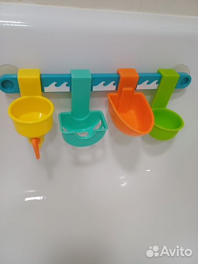 Игрушка для купания в ванной