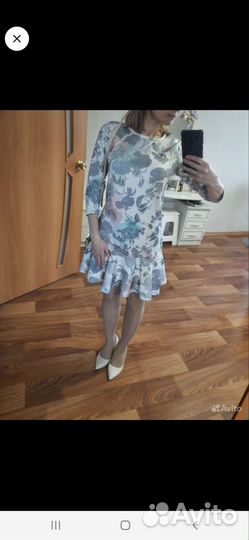 Платья