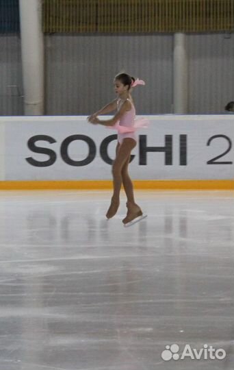 Тренер по фигурному катанию