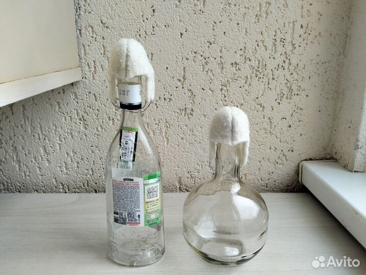 Декоративная насадка на бутылку Шапка-ушанка