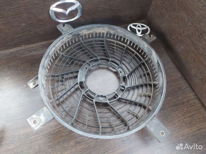 Диффузор вентилятора кондиционера Suzuki Vitara I