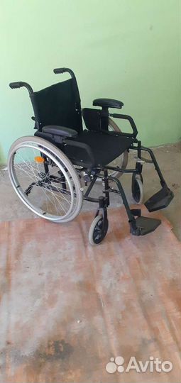 Коляска инвалидная