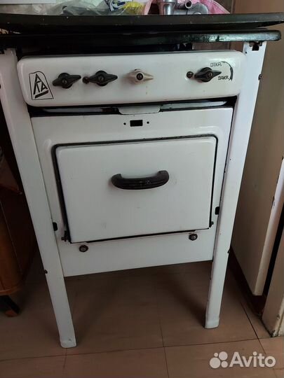 Газовая плита ретро