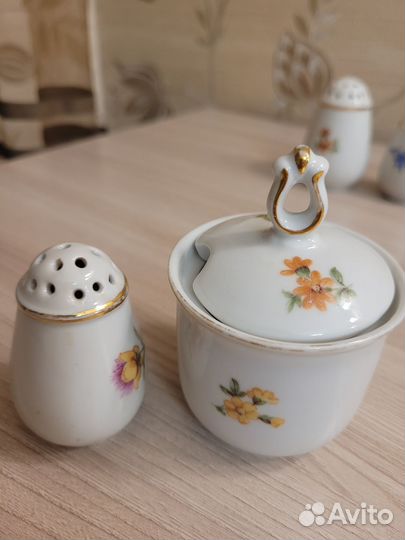 Набор для специй, салфетница