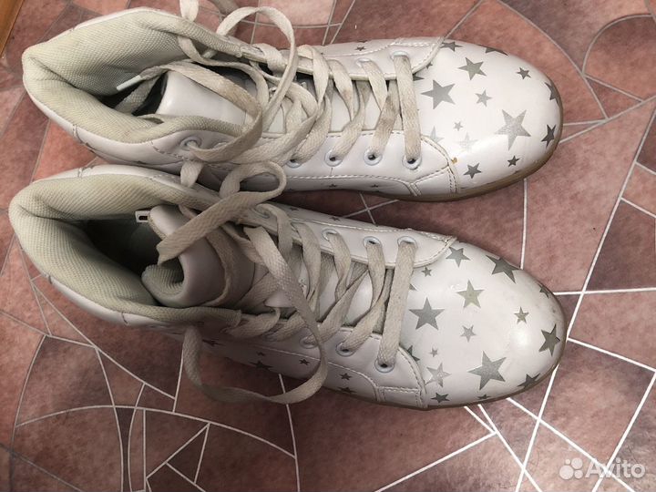 Кроссовки светящиеся Marmalato