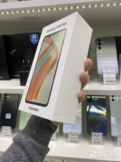 Samsung Galaxy F55, 8/256 ГБ