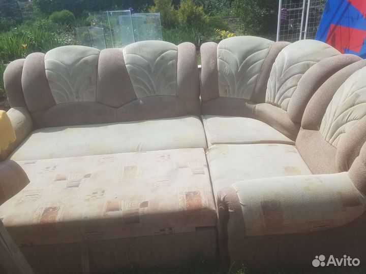 Диван угловой