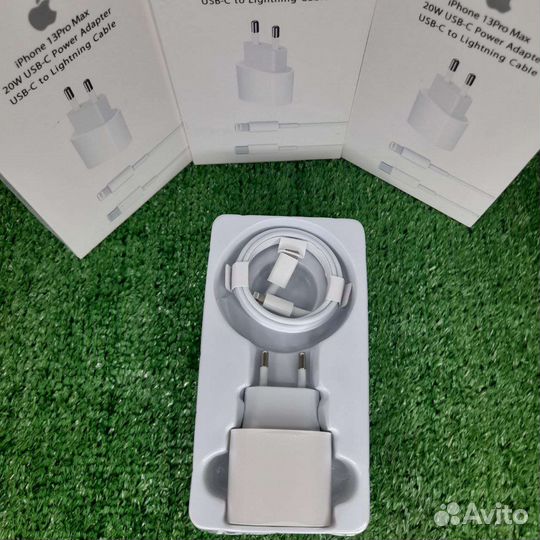 Зарядное устройство на iPhone 2в1
