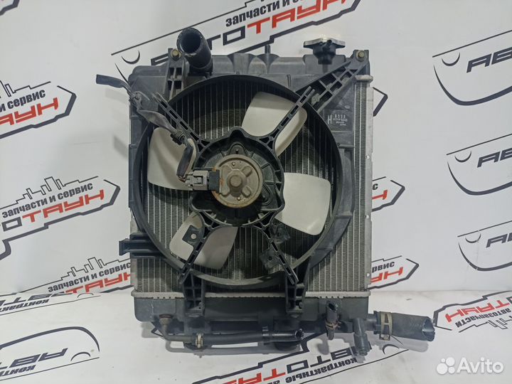 Радиатор двигателя mazda B3 B5 demio DW3W DW5W атм 2 штыря сверху 2 модель B5D915200A KA8296Z