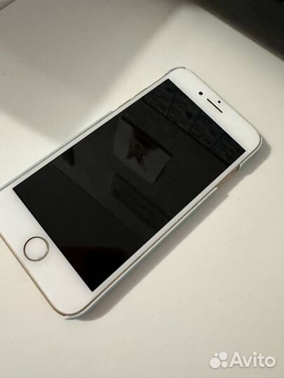 iPhone 8, 64 ГБ