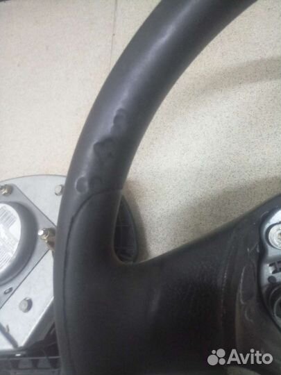 Руль три спицы Гольф 4 Бора Джетта Пассат в5