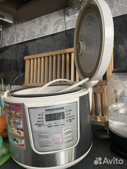 Мультиварка redmond