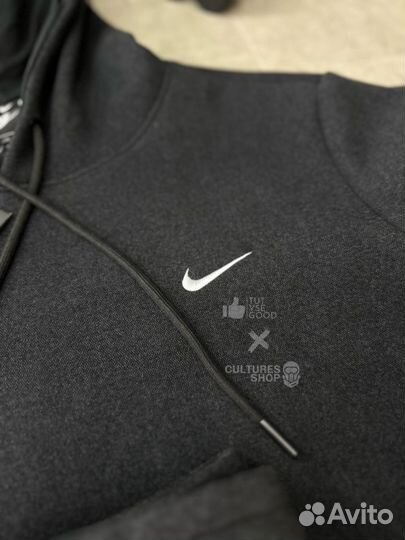 Спортивный костюм Nike