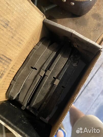 Тормозные колодки на hyundai/kia E400053