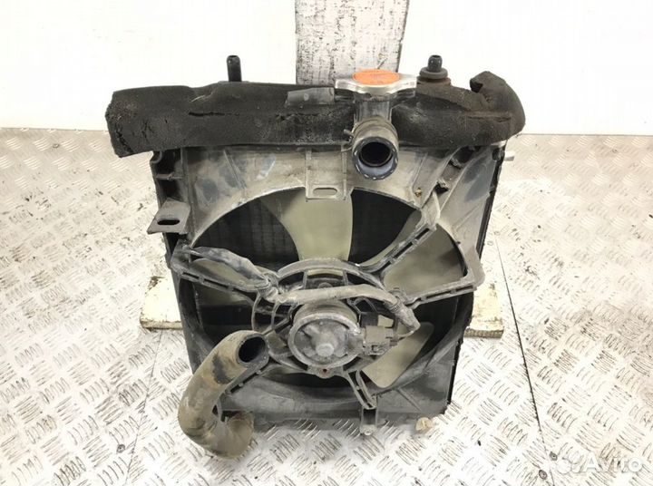 Кассета радиаторов Daihatsu Sirion 1.3 I 2005