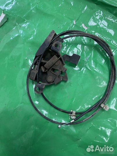 Замок капота Lifan X60