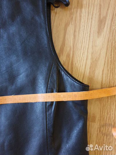 Кожаный жилет