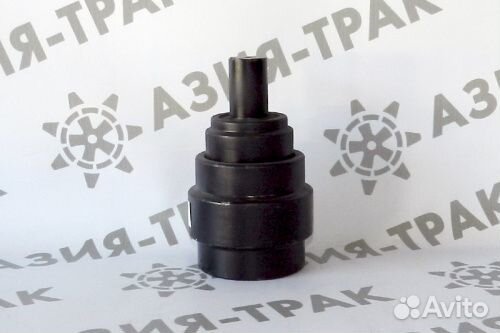 Поддерживающий каток на CAT E70B (2)