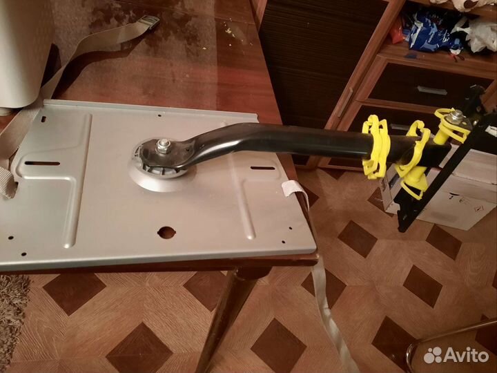 Кронштейн для телевизора на стену