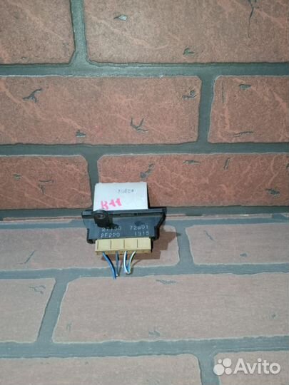 Резистор nissan march K11