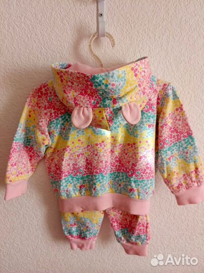 Костюм на девочку трикотажный 9-12 мес