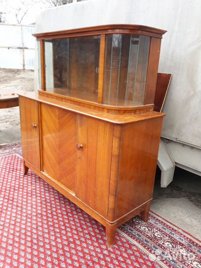 Старинный буфет