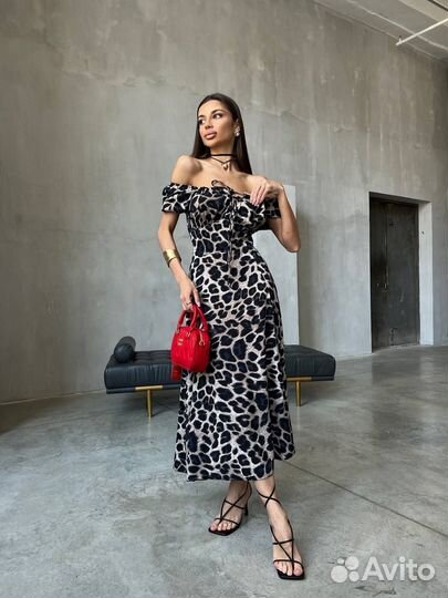 Платье вечернее