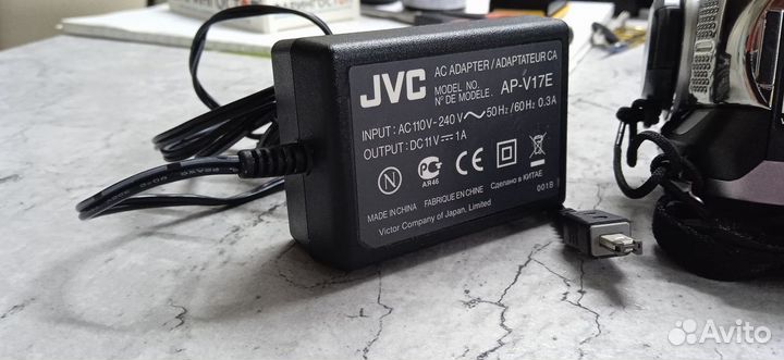 Видеокамера JVC GZ-MG26E