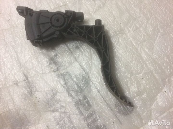 Педаль газа Skoda Fabia Roomster Rapid VW Polo