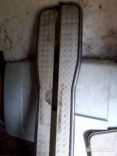 Хромированные пороги кенгурятник