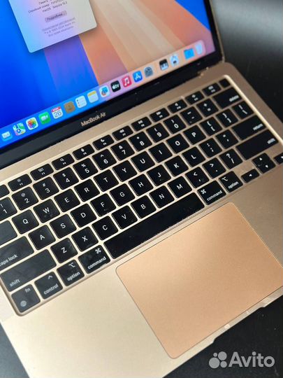 MacBook Air 13 2020 M1 256gb