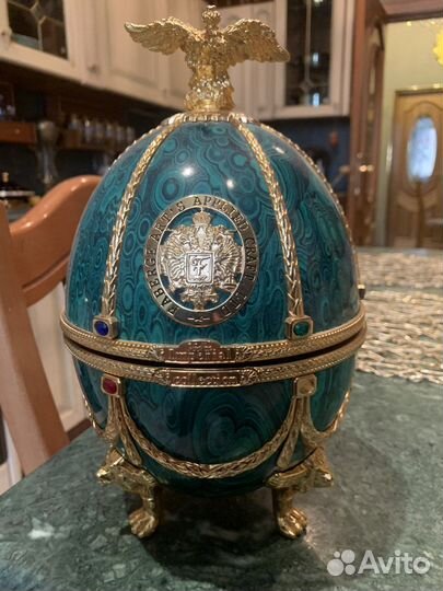Яйцо феберже.графин, рюмки