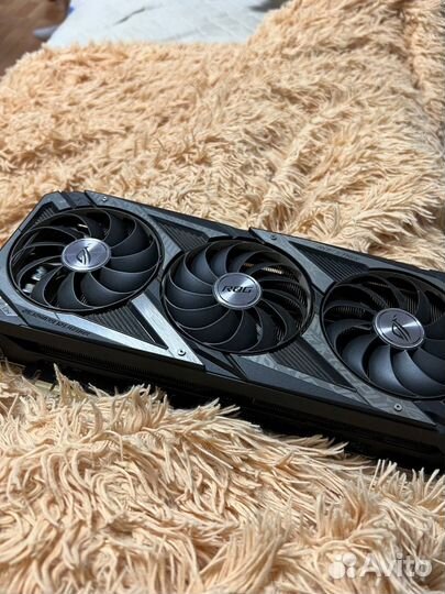 Видеокарта 3070ti asus ROG strix