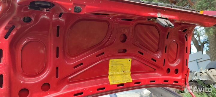 Ауди 80 крышка багажника