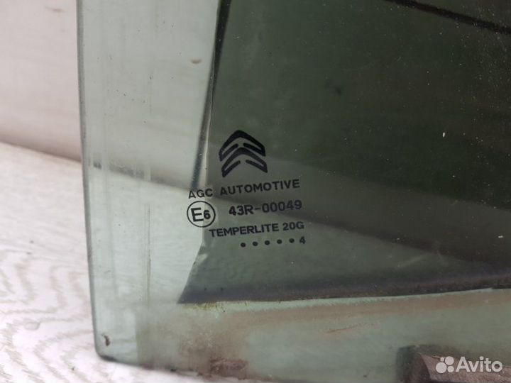 Стекло заднее левое Citroen C4 2 EC5 2014