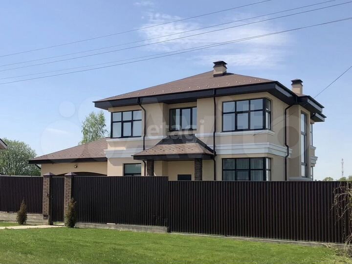 Дом 300 м² на участке 15 сот.