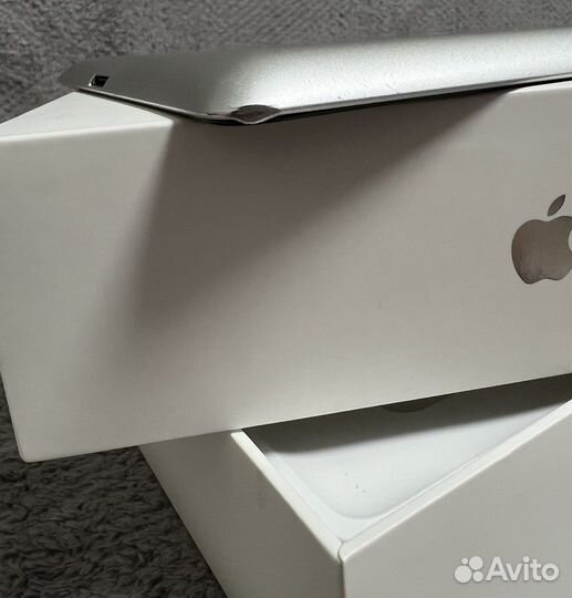 The New iPad (iPad 3) 16gb Wi-Fi