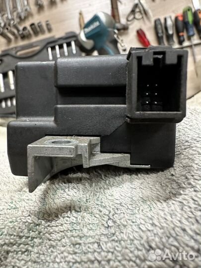 Блок рулевой колонки ELV