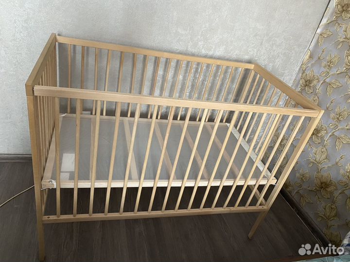 Детская кровать IKEA с матрасом